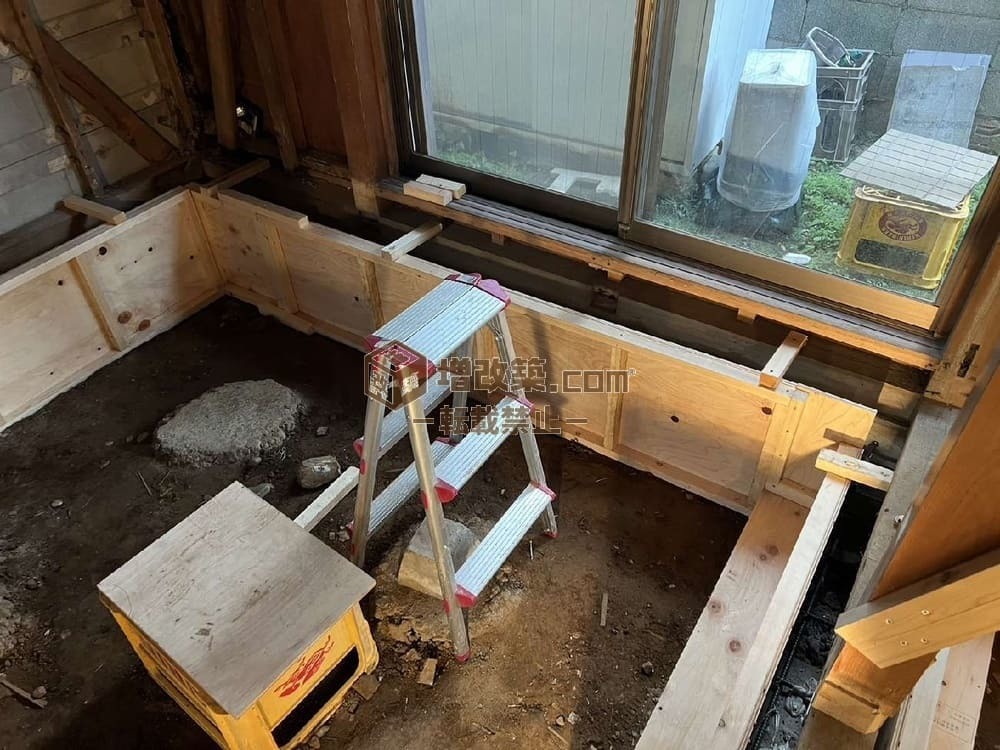 ハーフスケルトン　基礎補強工事　型枠