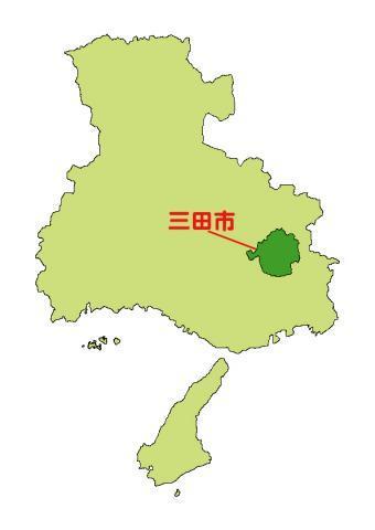 兵庫県三田市　位置