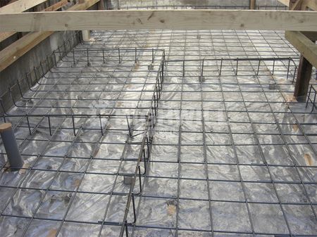 戸建リフォーム　基礎工事