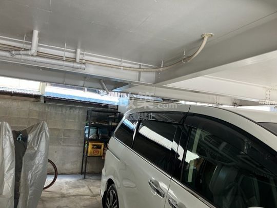 1階駐車場の建物の断熱リフォーム