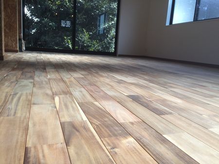 無垢フローリング