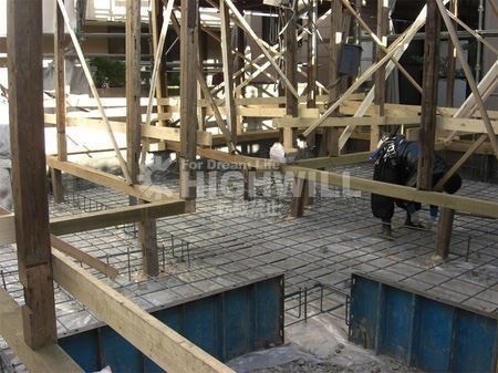 木造躯体ジャッキアップ後の基礎新設