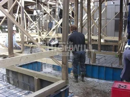 木造躯体ジャッキアップ後の基礎新設