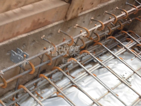 添え基礎による耐力壁との結合