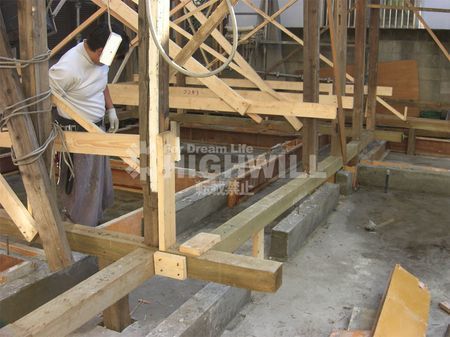 基礎がない家への基礎新設工事