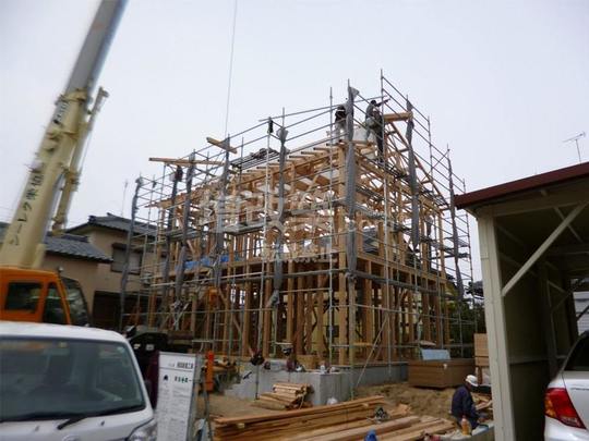 新潟県阿賀野市　TK様邸　建て方工事