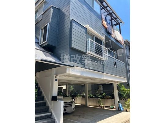 1階駐車場の建物の断熱リフォーム