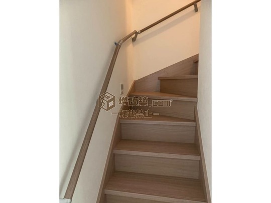 ハーフスケルトン　新規階段