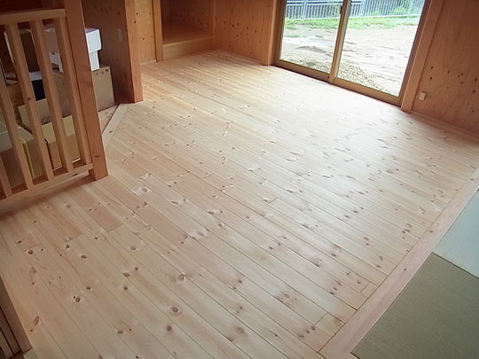 取りに来ていただける方】フローリング無垢ウォールナットリフォーム