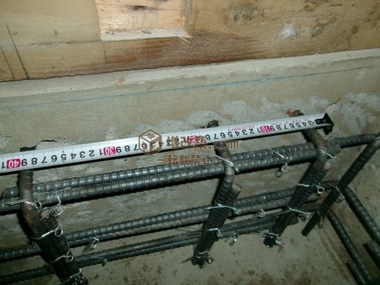 ハーフスケルトン　基礎補強工事