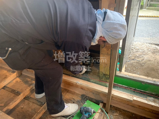 ジャッキアップによる建物の傾き補正