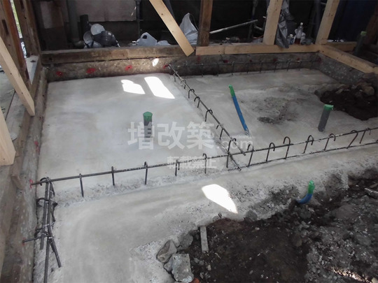 隣地距離15㎝！築60年耐震等級３へリノベーション｜戸建てフルリフォームなら増改築.com　基礎