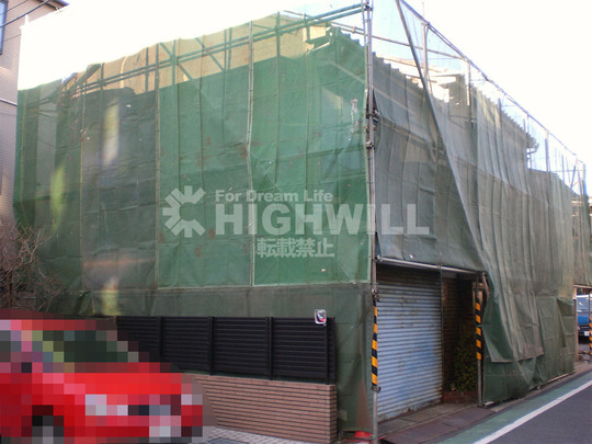 S様邸の一戸建て住宅リノベーション前の既存の戸建て足場